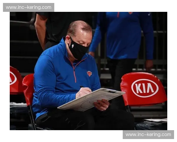 步行者交易后仍在磨合阵痛期 近五战四负防守体系屡屡崩盘 步行者交易后仍在磨合阵痛期 近五战四负防守体系屡屡崩盘