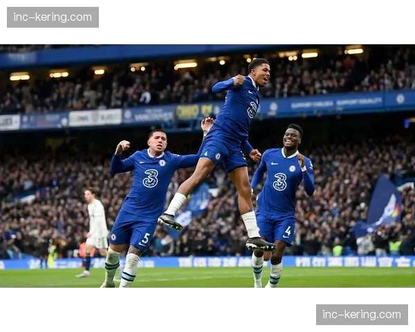 利兹联租借布莱顿新星 博纳诺特加盟增强中场创造力与活力